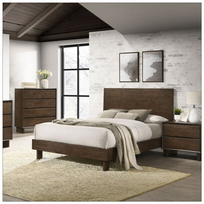 Warm  4-drawer Chest of Drawers