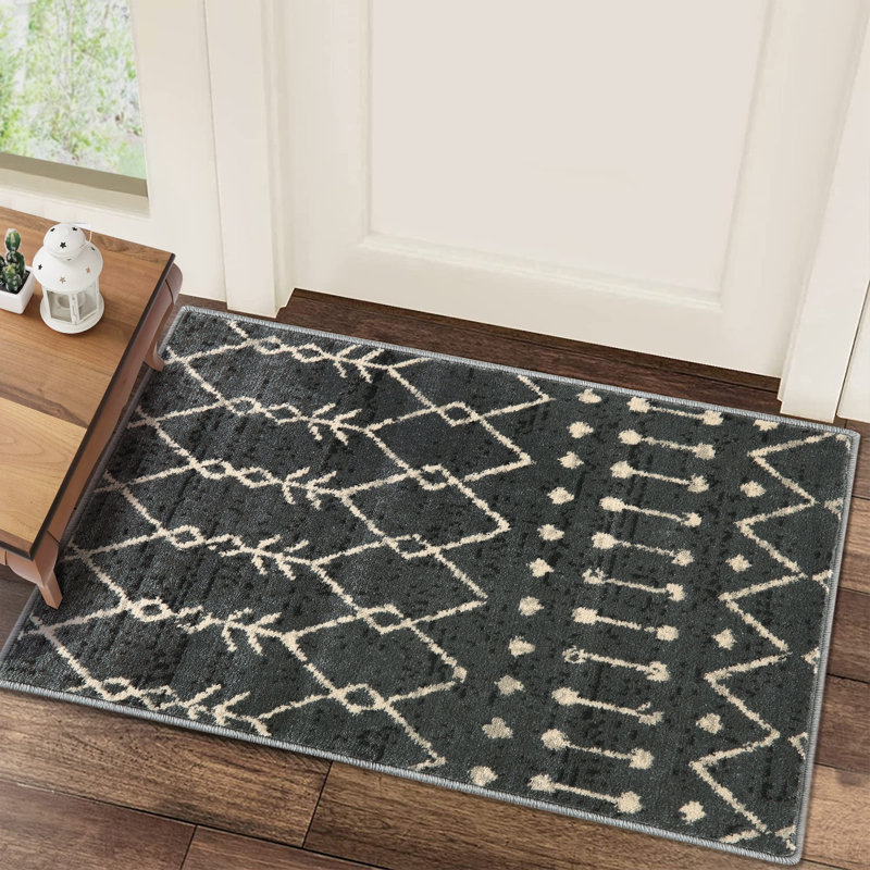 Geometric Indoor Rug, Rectangle 2' x 3'