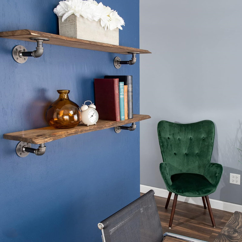 Tablette en bois Live Edge avec supports de tuyaux industriels - Tablette flottante fabriquée à la main pour le mur - Motifs de grain uniques et supports en acier - Décoration intérieure robuste et élégante