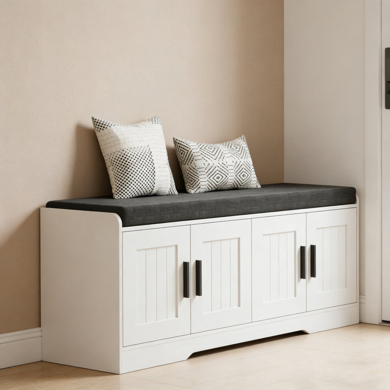 Banc de rangement moderne avec siège rembourré
