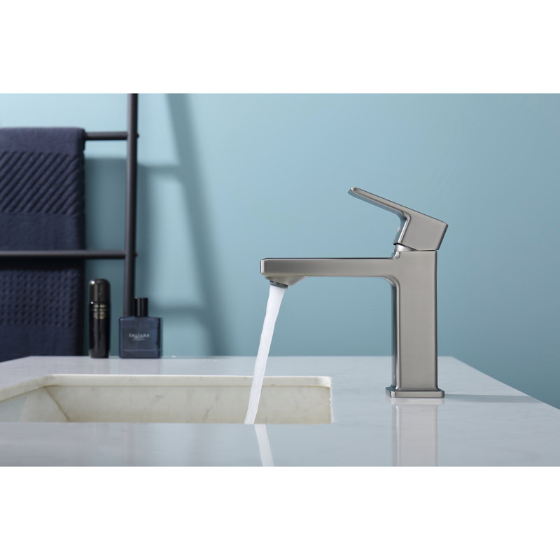 Robinet de lavabo de salle de bain gris, cadence de 1,5 gallon par minute, construction en zinc, poignée de levier de rouille fixée au comptoir et rouille