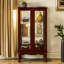 Vitrine de style classique en cerisier avec panneau miroir et tablettes de rangement réglables
