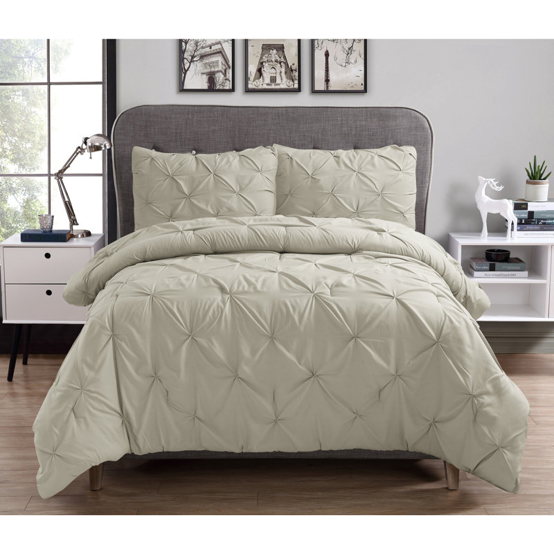 Swift Home Pintuck 3-Piece Microfiber Comforter Set - Solid Colors and Striped Designs - All-Seasonal, Durable, Easy Care