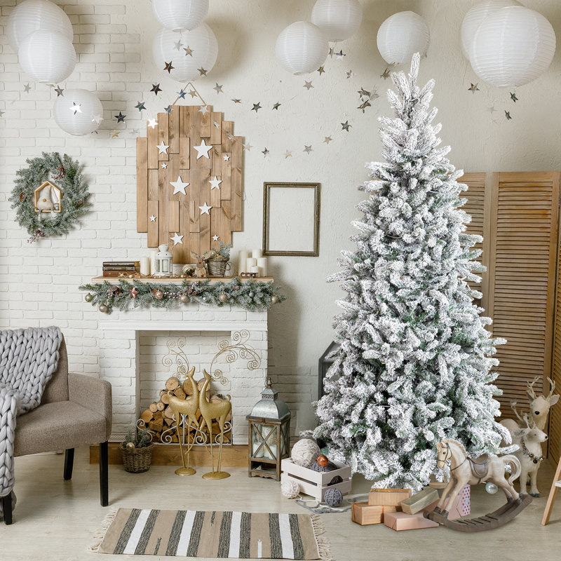Arbre de Noël artificiel enneigé 7 pi