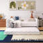 Lit de jour rembourré avec couchette en bois et taille XL-132489405
