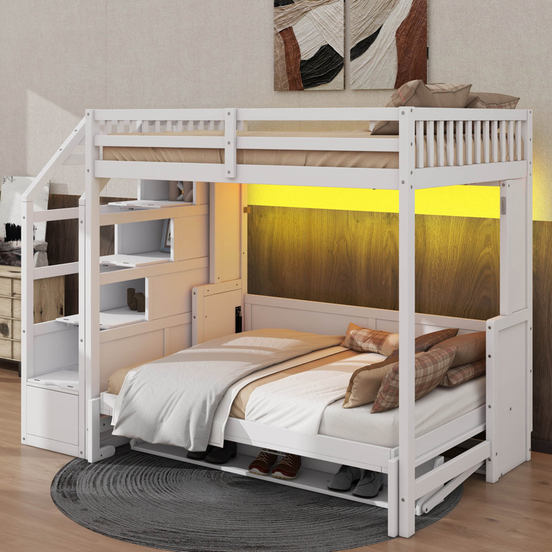 Lit mezzanine double surélevé de taille XL avec escalier de rangement et lit escamotable double standard, éclairé par une lumière DEL