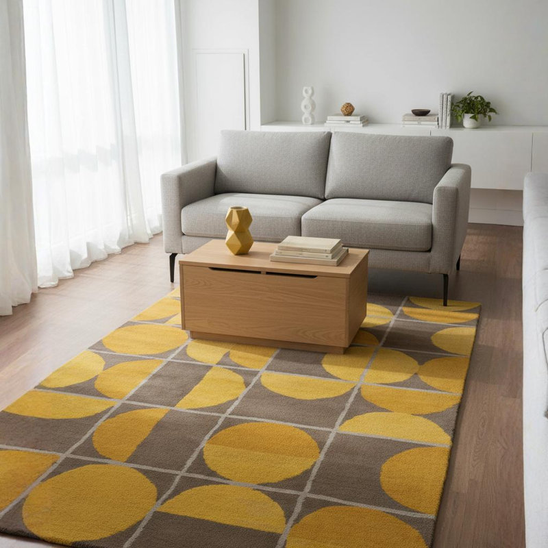 Tapis géométrique moderne en laine touffeté à la main gris anthracite, moutarde et brun Ailey, Rectangle 5 pi x 7 pi 6 po