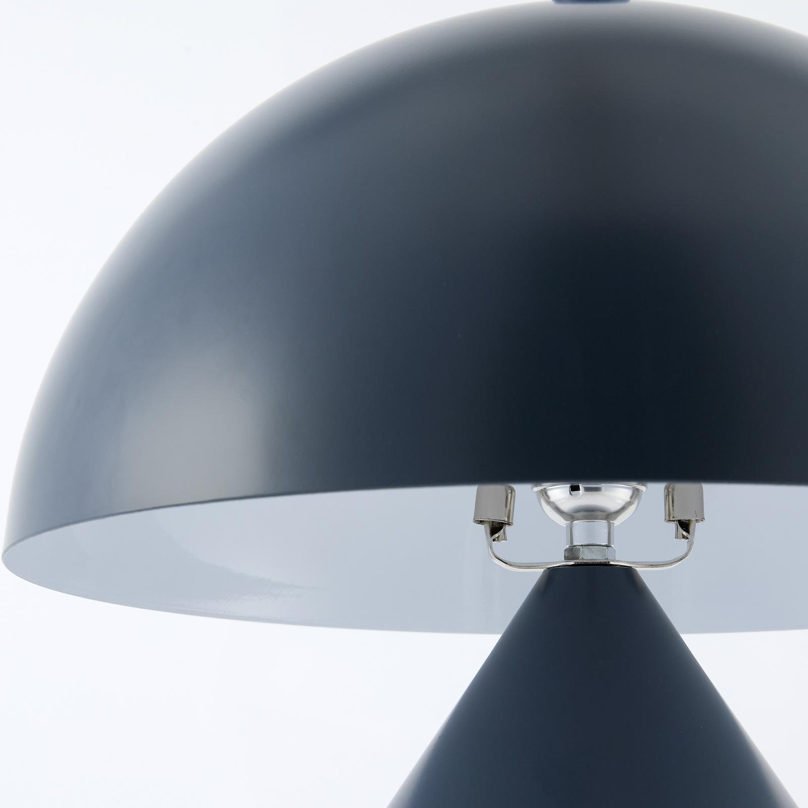 Jemma Lamp, Navy