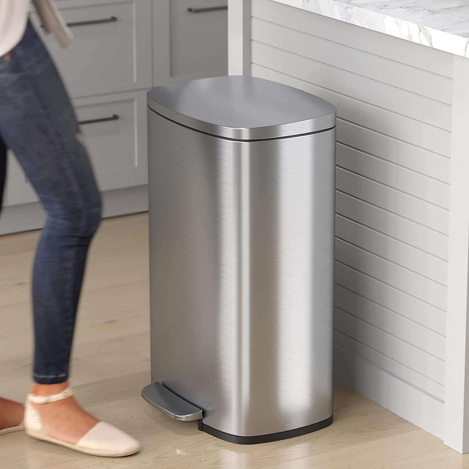 H+lux Small Trash Can with Lid Soft Close, Foot Pedal Round Bathroom  Garbage Can with Stainless Steel Removable Inner Wastebasket,  Anti-Fingerprint