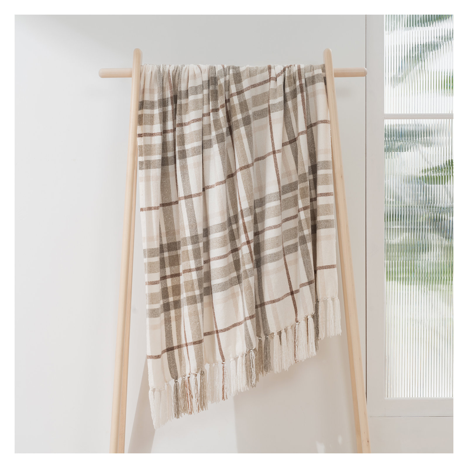 Soft Chenille Throw Blanket, 60" L x 50" W, Beige/White Plaid