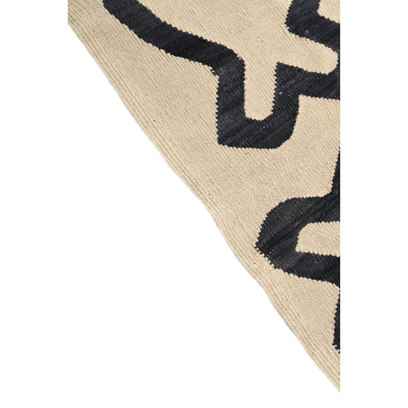 Tapis noir et blanc 8 x 10