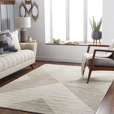 Saahith Geometric Indoor Rug