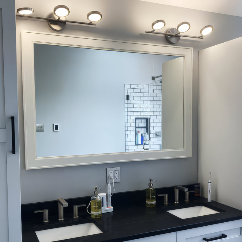 Miroir Aseer, 26 po x 38 po, Blanc