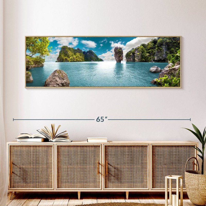 Iconic James Bond Island, Cadre flottant en bois naturel, 57 po x 19 po