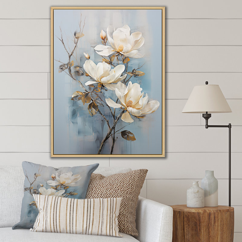 Magnolias Bloom en blanc IV sur toile, Cadre naturel flottant, H 32 po x l 16 po