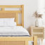 Bed-918326596