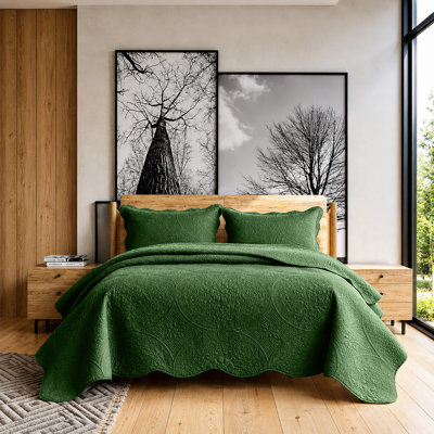 Knitted Floral Comforter
