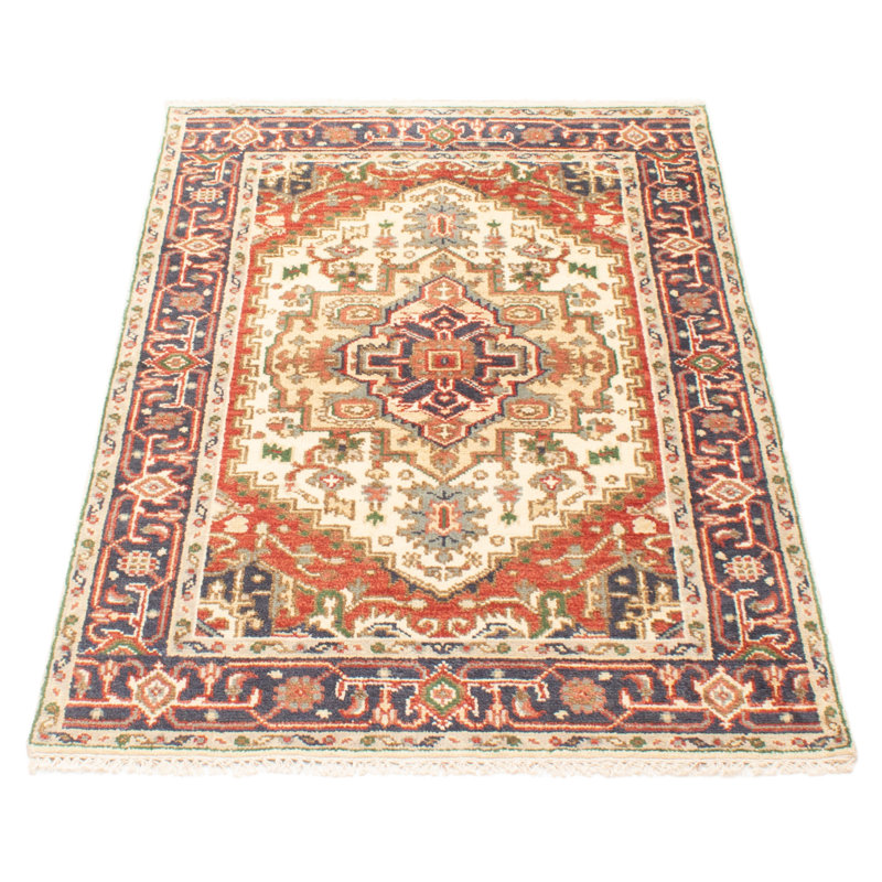 Tapis crème Serapi Heritage 4 pi 0 po x 5 pi 11 po