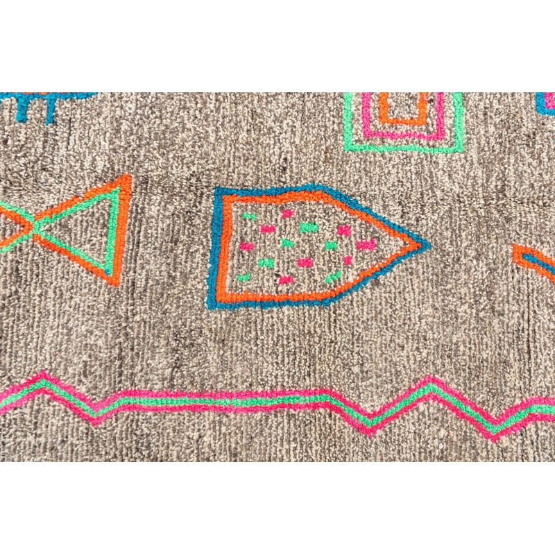 Oavia Light Brown Rug