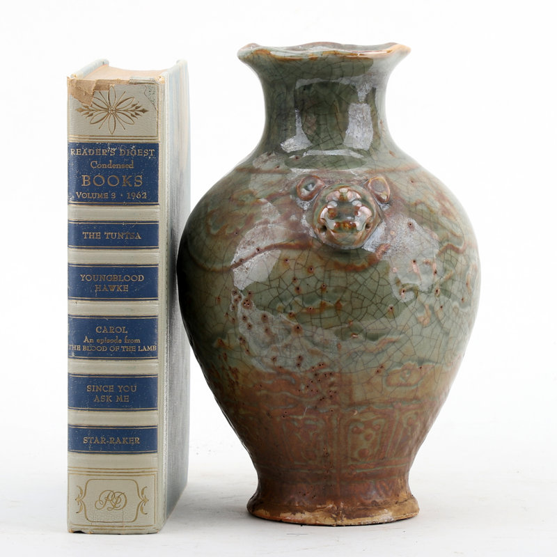 Porcelain Vase with Crackle Glaze