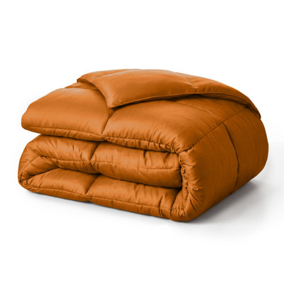 All-Season Reversible Down Alternative 100% Microfiber Comforter