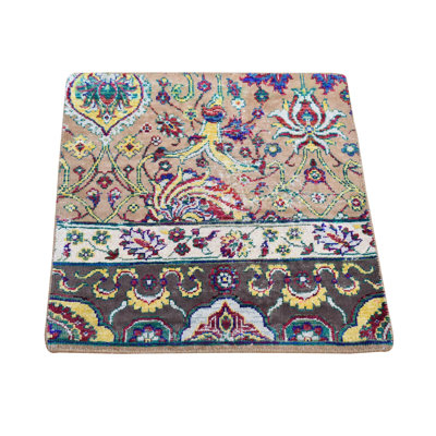 Tiyah Wool Rug