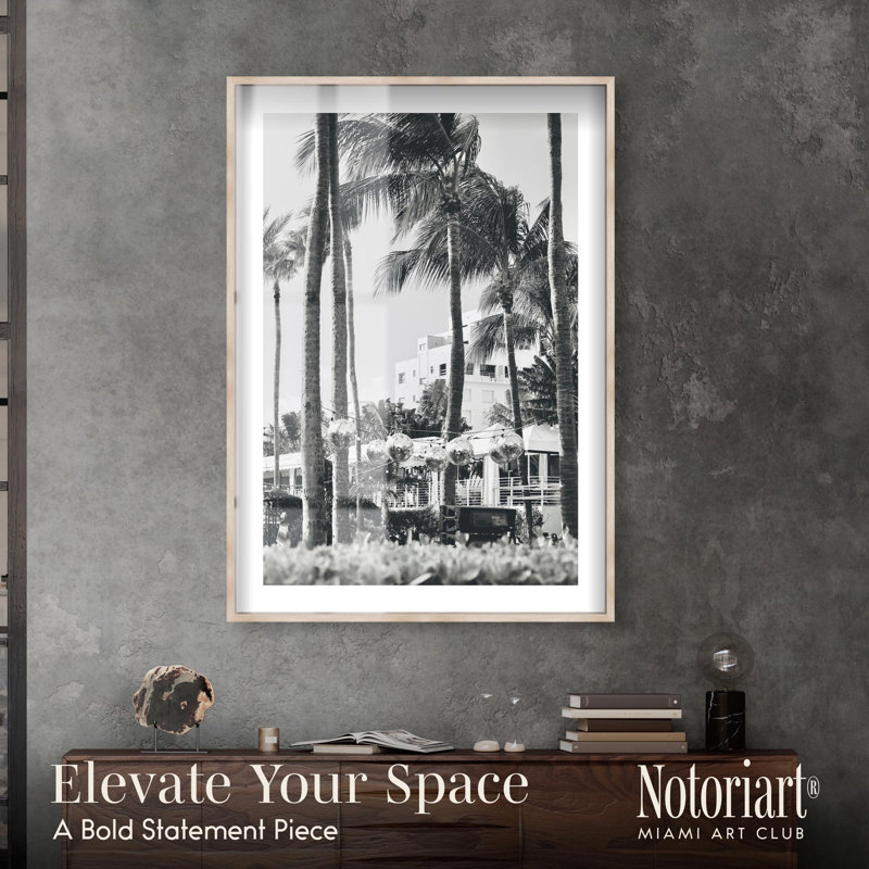 «Disco by the beach Shadowbox Print Miami Art Prints» par Notoriart, H 55 po x l 37 po, Crème, crème