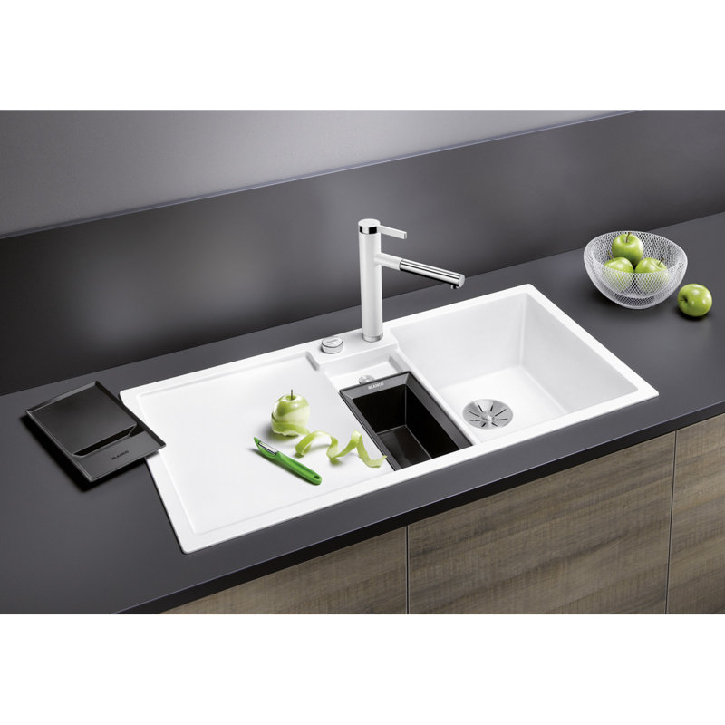 Linee Pull Out Single Lever Monobloc Tap, White silgranit/Chrome