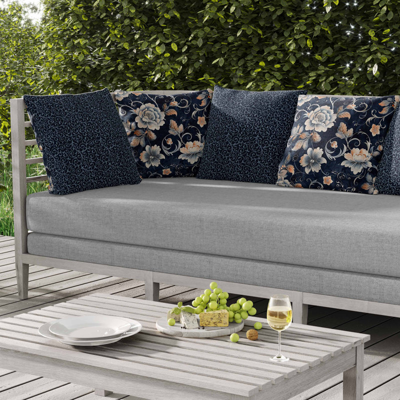 Coussin intérieur / extérieur Curled Floral Vines, Carré 16 po