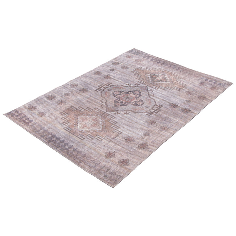 Jaiceon Oriental Indoor Rug, Rectangle 5'1" x 7'11"