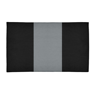 Tapis noir à rayures de hockey national
