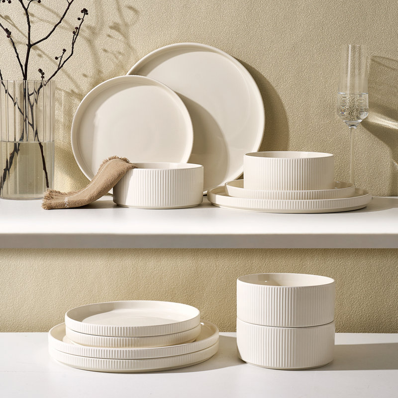 Ensemble de vaisselle en céramique 18 pièces, ensemble de vaisselle, assiettes et bols en porcelaine moderne pour 6 personnes, 18 pièces