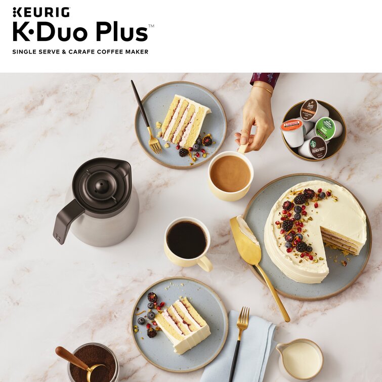 Keurig K-Duo Plus Coffee Maker, with Single-Serve K-Cup Pod, and 12 Cup  Carafe Brewer