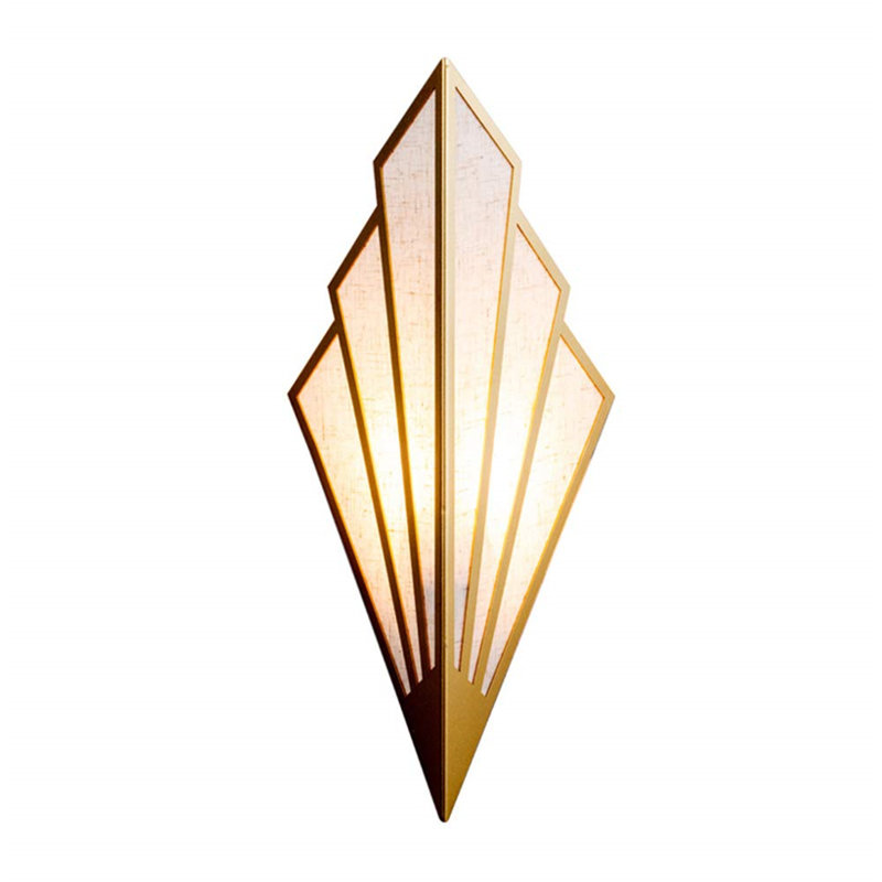 Anaclet Spotlight, Gold