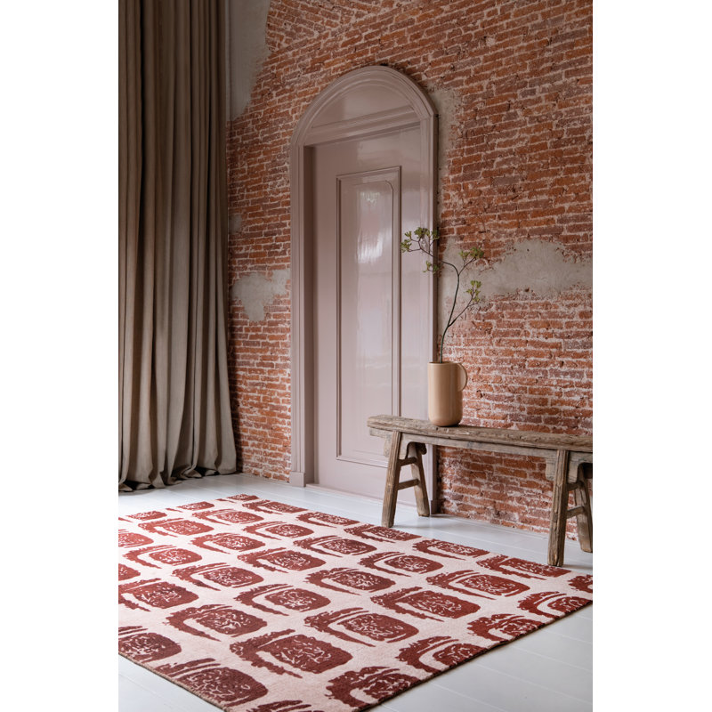 Wool Geometric Area Rug in Red/Pink, 6'7" x 9'2"