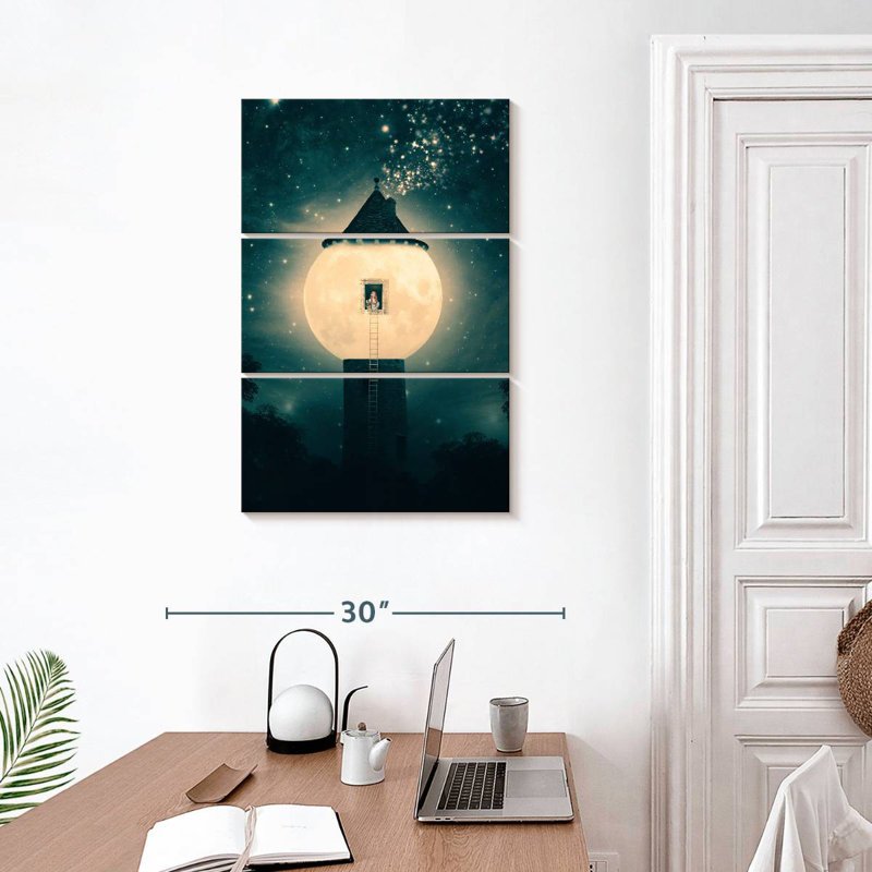 La tour de lune d'Oberle, H 32 po x l 20 po