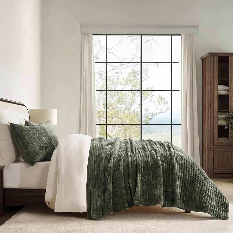 Luxe Velvet Channel Quilt Set, Olive Green, California King