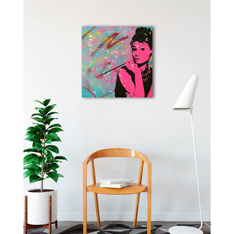 «Urban Audrey Hepburn», impression sur toile tendue, H 24 po x l 24 po x P 1,5 po