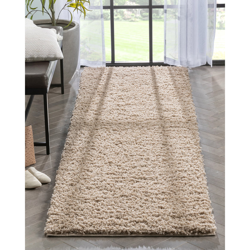 Berte Modern Solid Beige Textured Shag Rug, Runner 2'7" x 9'6"