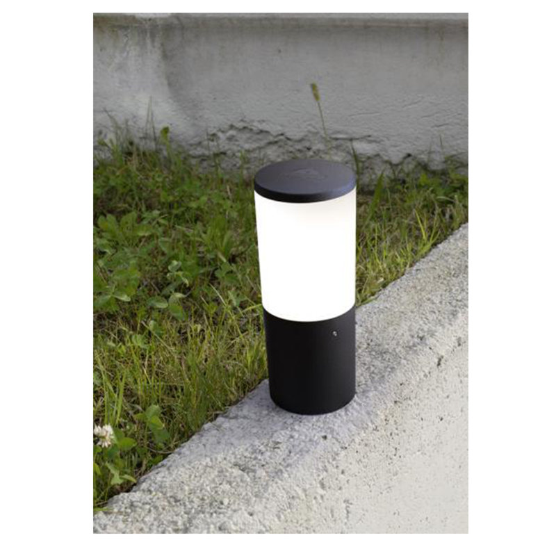 Bauerle Bollards, Black