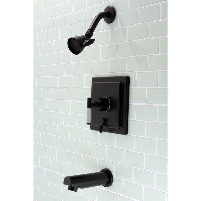 Robinet de baignoire et douche à pression équilibrée à poignée simple Kingston Brass Kaiser, Noir mat