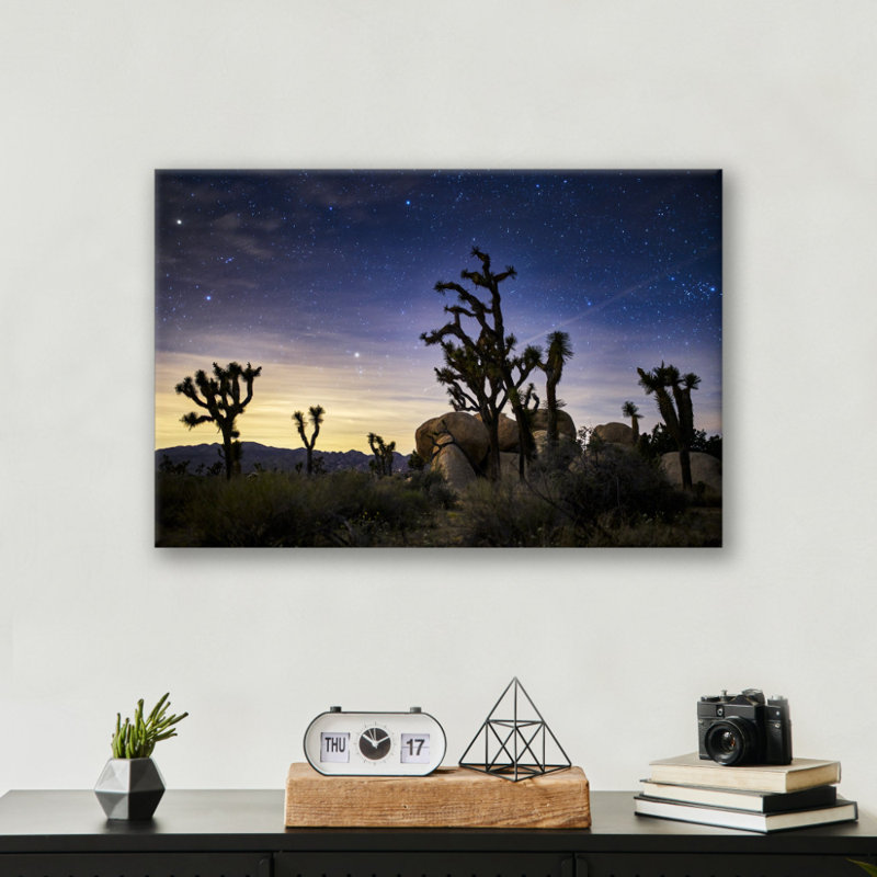 Joshua Tree Print - Desert Landscape Wall Art - Joshua Tree National Park Canvas Poster - Cactus Desert Scenery Artwork - Southwest Nature Decor - Scenic Travel Wall Hanging - Modern Home Decoration Art Print