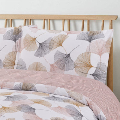 Chittenango Cotton Blend, Polyester Floral Duvet Cover Set with Pillowcases