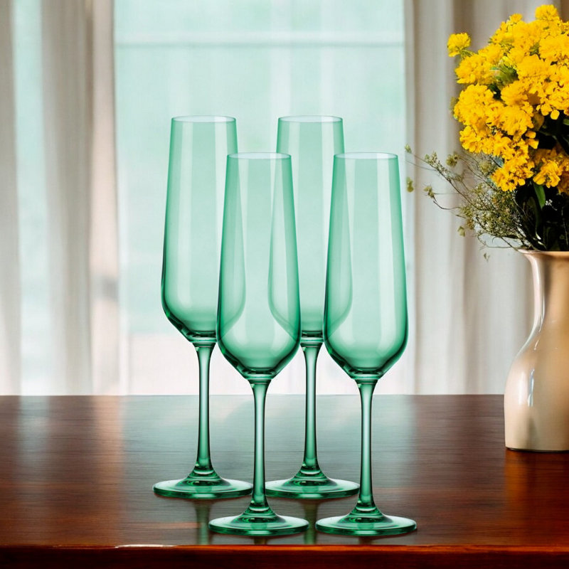 Ensemble de quatre flûtes à ressorts en cristal vert