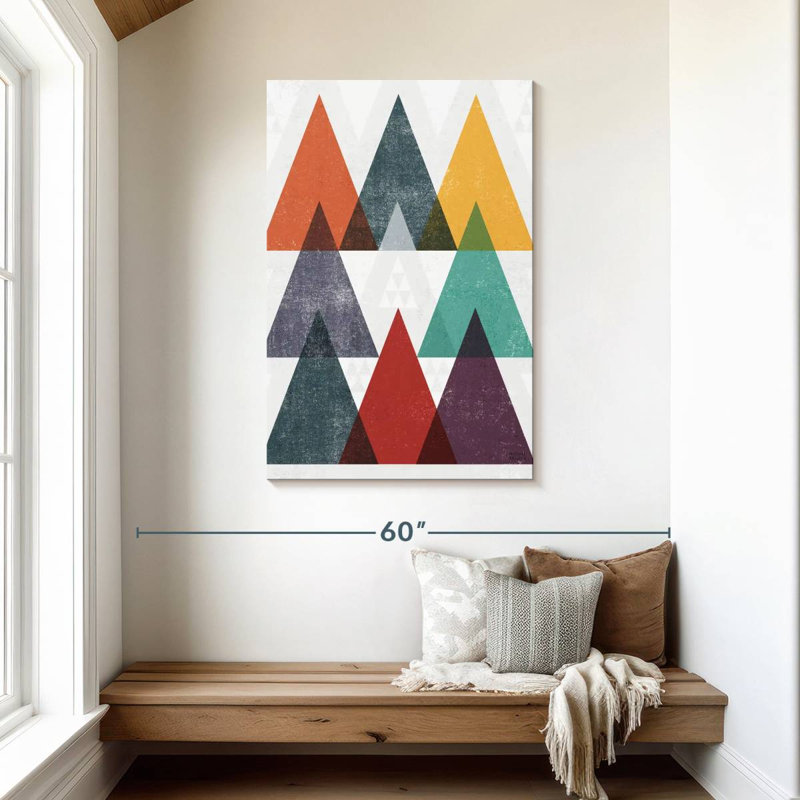 Avery Mod Triangle Retro, 45" H x 30" W