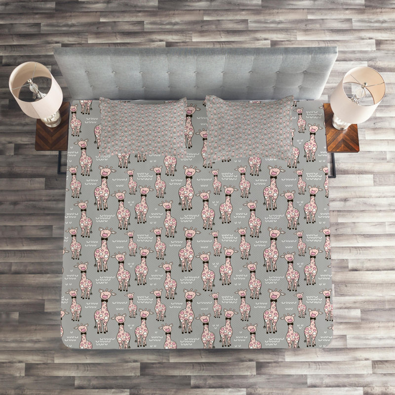 #1 Eclectic Coverlet, Girafle Gray, King Bedspread + 2 Shams