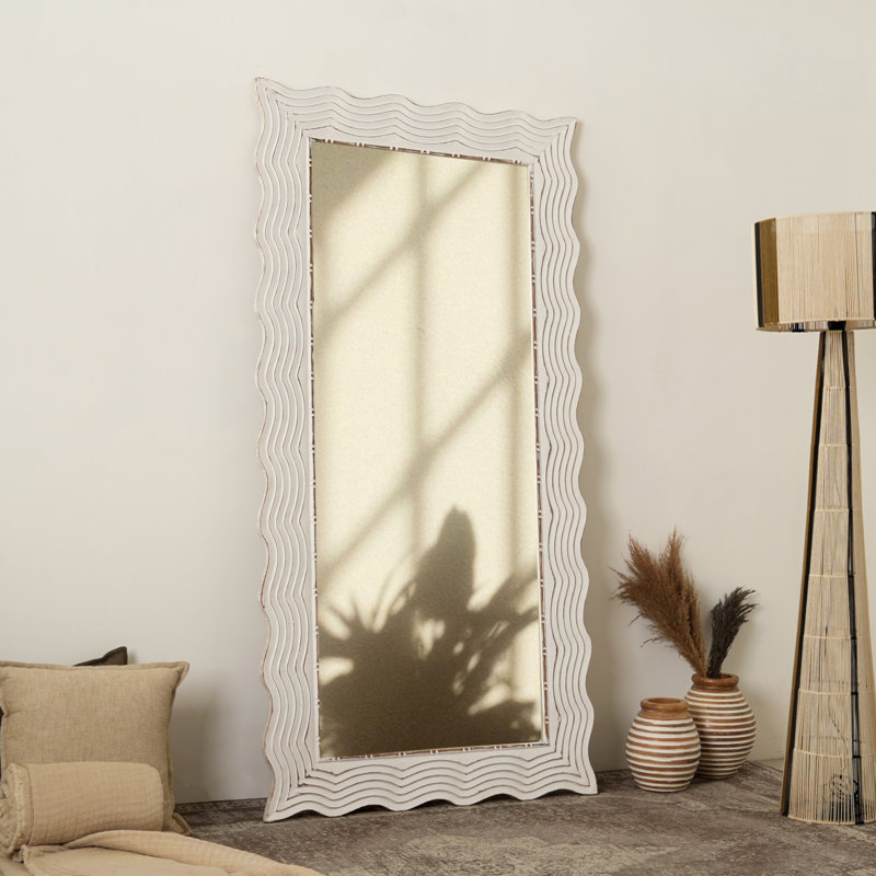 Miroir rectangulaire rustique en bois massif sculpté à la main de forme ondulée - 36 po x 72 po
