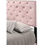 Lit double rose avec une touche transitionnelle, un revêtement et un noyau en mousse pour un design rose durable