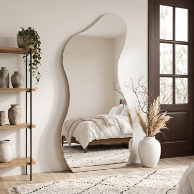 Free Form Mirror