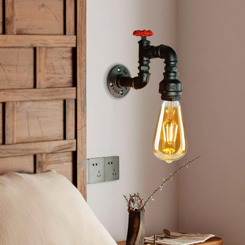 Averill Armed Sconce, Black
